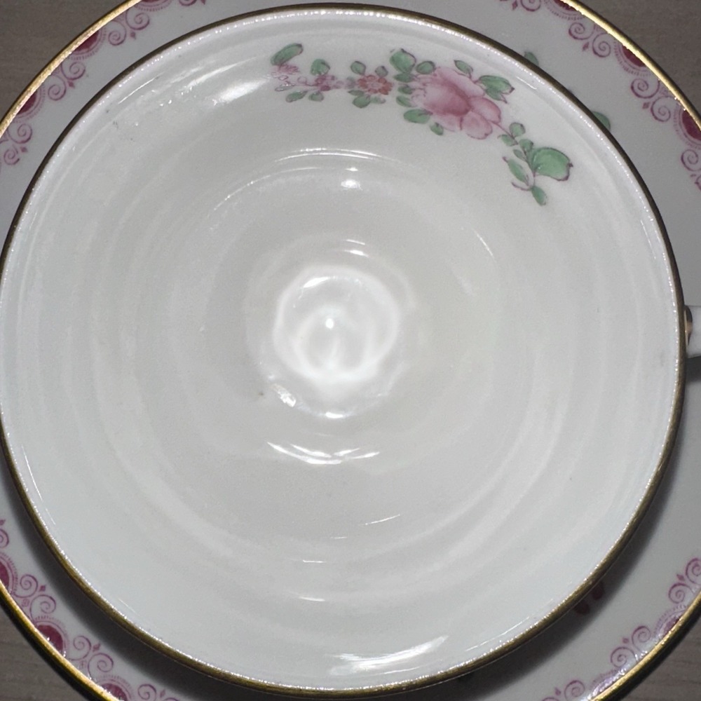 Vintage Crown STAFFORDSHIRE Hand Painted Bone China Tea Cup & Saucer Floral - Picture 6 of 9